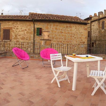 La Loggia Del Capitano - Rione Capisotto Lejlighed Pitigliano Eksteriør billede