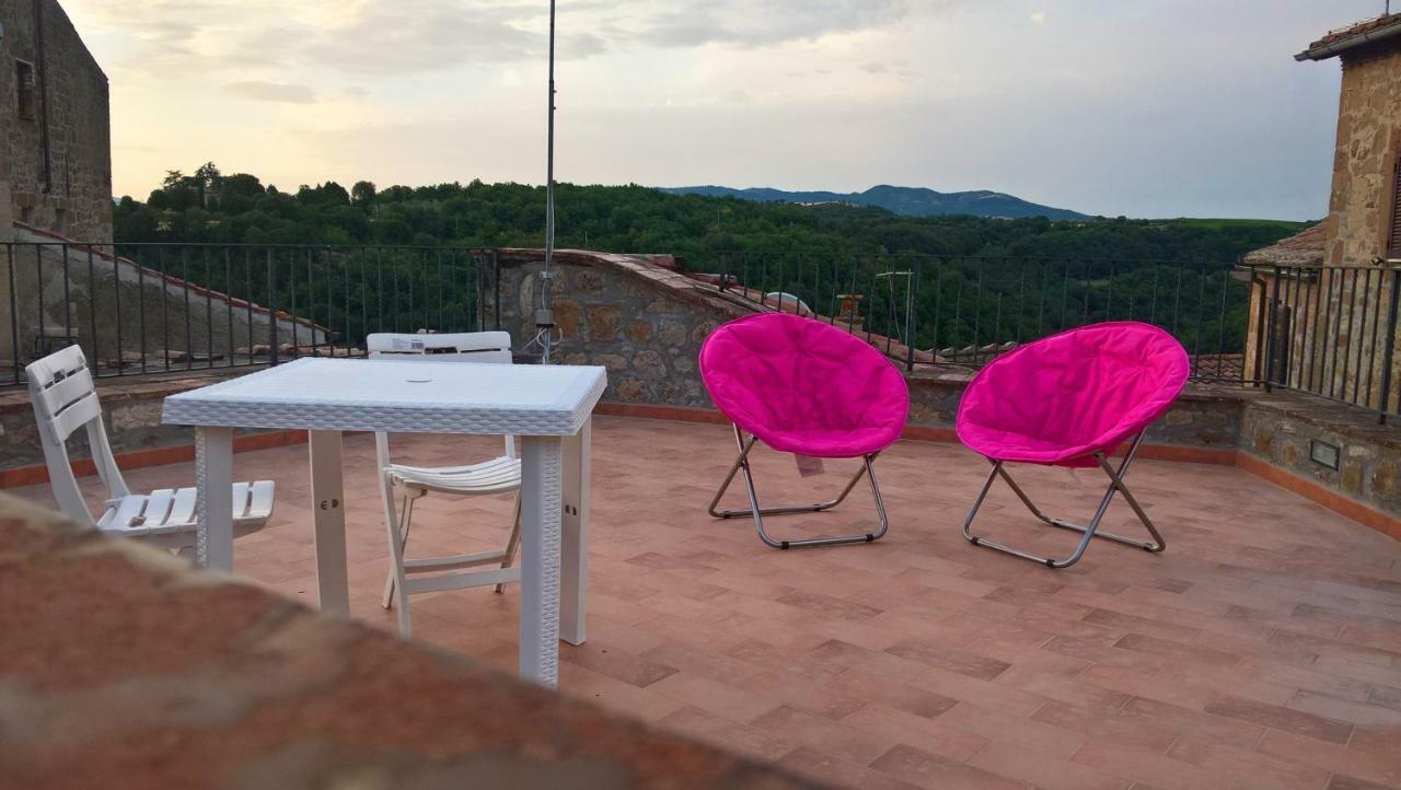 La Loggia Del Capitano - Rione Capisotto Lejlighed Pitigliano Eksteriør billede